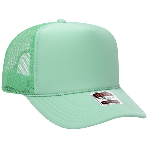 Build Your Own DIY Hat Bar Trucker