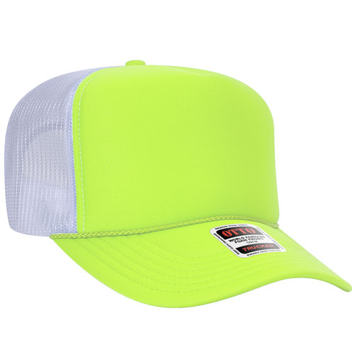 Build Your Own DIY Hat Bar Trucker